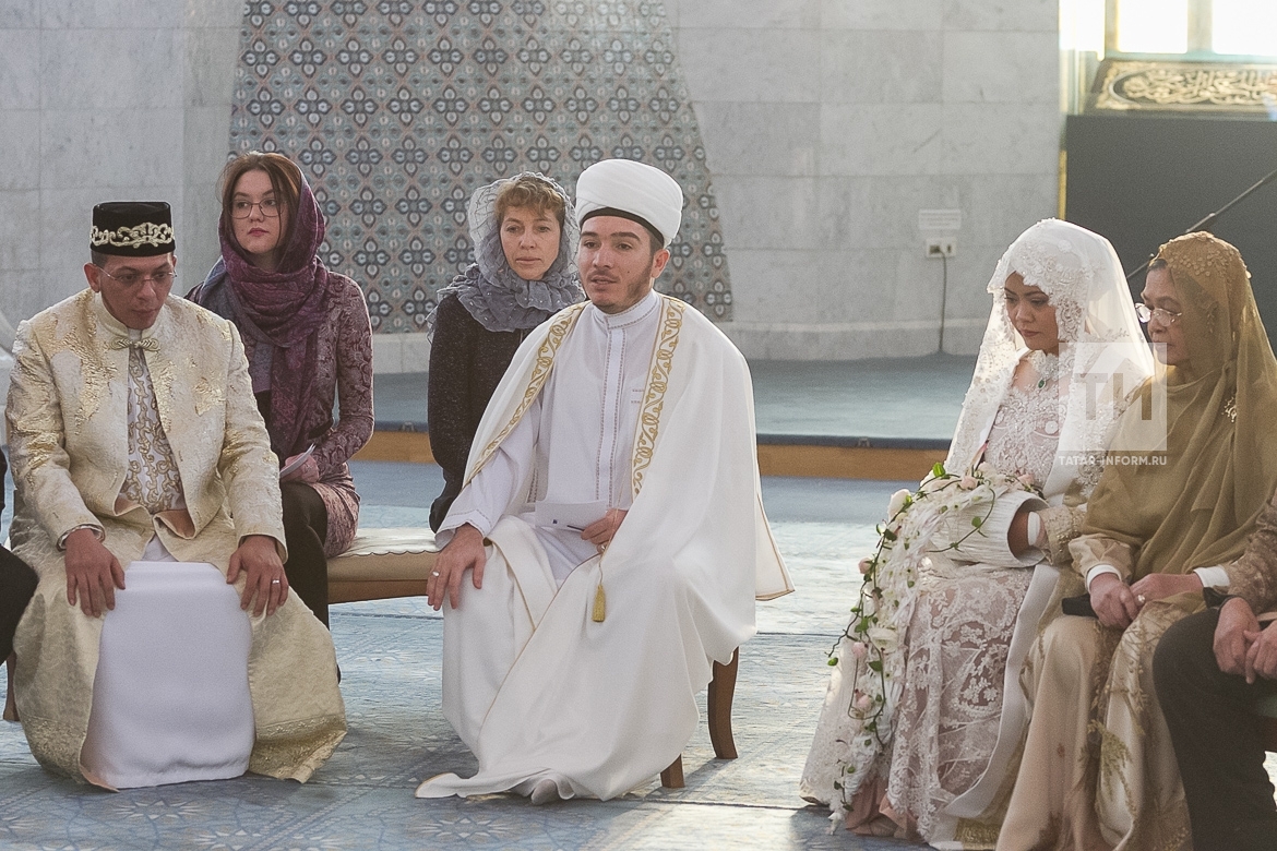 Никях плюс. Никах у татар. Никах в мечети. Свадьба в мечети у мусульман. Исламское венчание.