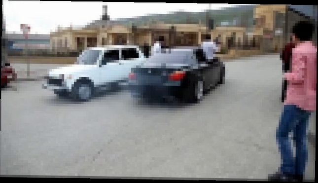 Чеченская Мафия крутые виражи на BMW M5 - видеоклип на песню