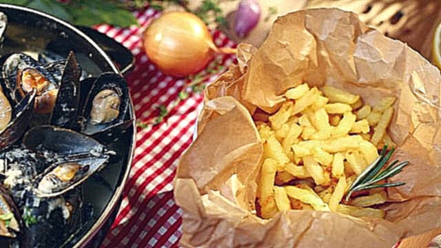 Рецепт мидий в сливочном соусе с голубым сыром и картошкой фри 