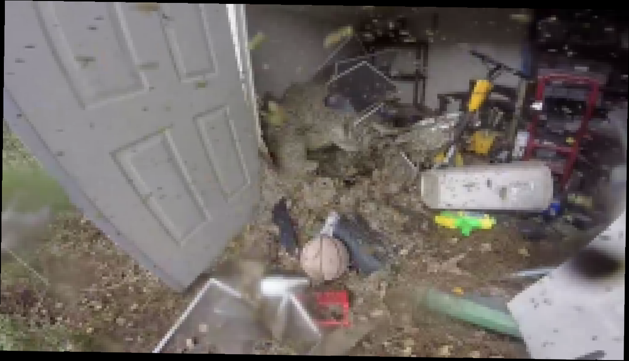 Уничтожение гнезда ос, которое сняли на GoPro 