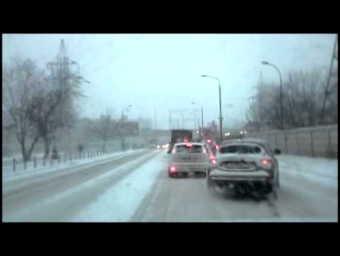 Москву засыпало снегом - видеоклип на песню