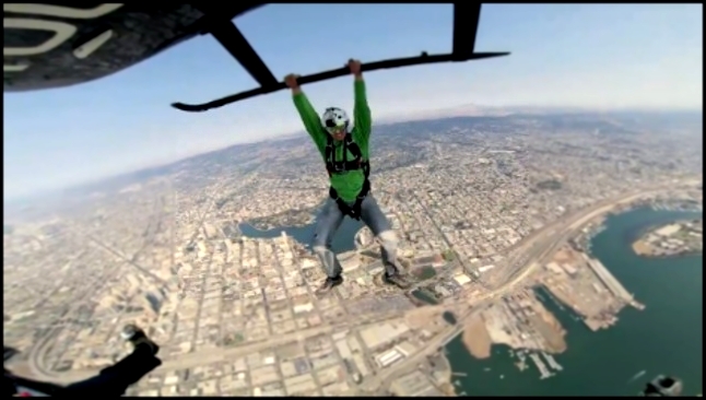 Пролетая над Сан-Франциско - видеоклип на песню