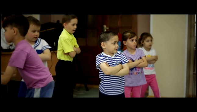 Сотрудники ЦУМа подарили доброту и заботу детям из реабилитационного центра «Бригантина» - видеоклип на песню