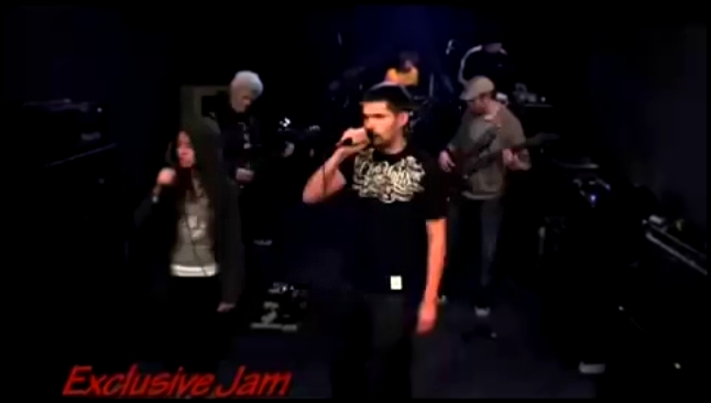 Noize Mc и ГидроПонка - не подходи к микрофону - видеоклип на песню