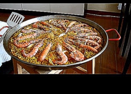 Паэлья с морепродуктами Paella de mariscos. Испанская кухня 