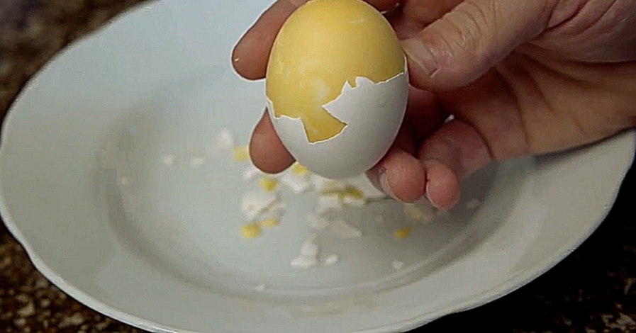 Как взбить яйца внутри спорлупы 