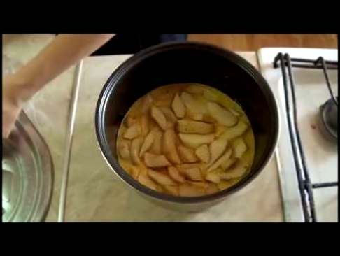 Шарлотка или яблочный пирог в мультиварке Redmond, вкусно, просто, быстро 