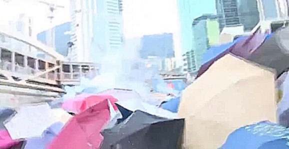 События в Гонконге: как началась «революция зонтиков» (новости) - видеоклип на песню