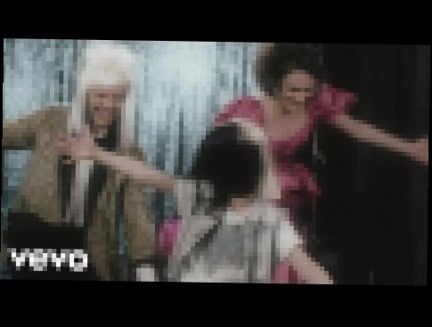 Sia - Move Your Body (Single Mix) [Lyric] - видеоклип на песню