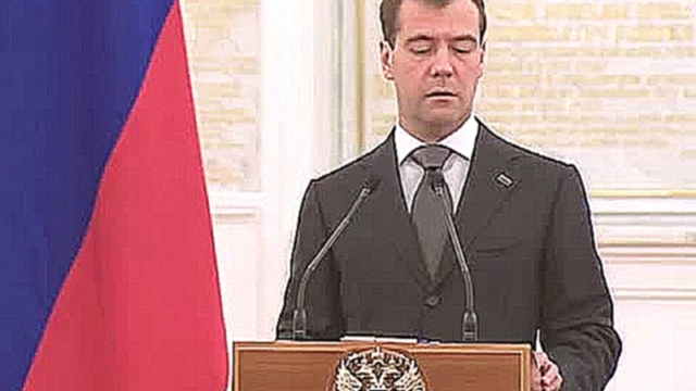 Медведев вписался в Кровавую субботу и стал политич. трупом - видеоклип на песню