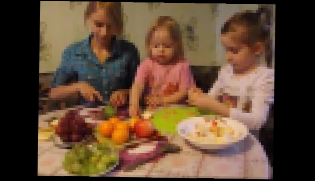 Фруктовый салат "Тропики". Дети на кухне. 