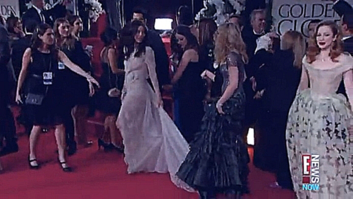 Мадонна наступила на платье Джессики Биль. - видеоклип на песню