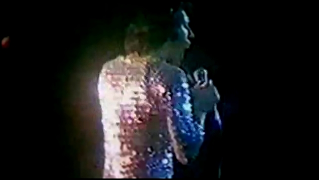 Queen, Freddie Mercury - Show Must Go On - видеоклип на песню