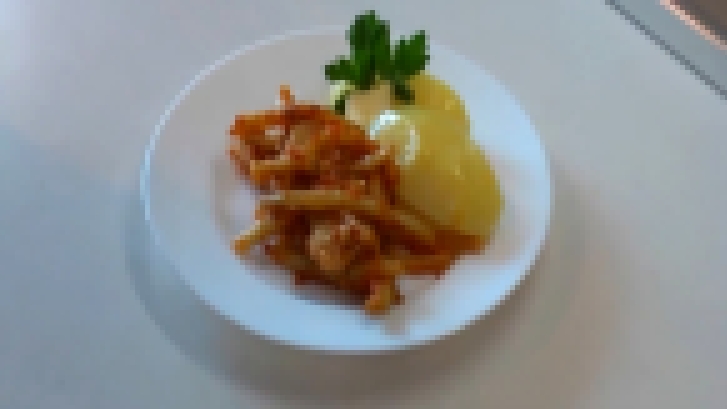 Филе белой рыбы с томатами и фасолью видео рецепт 