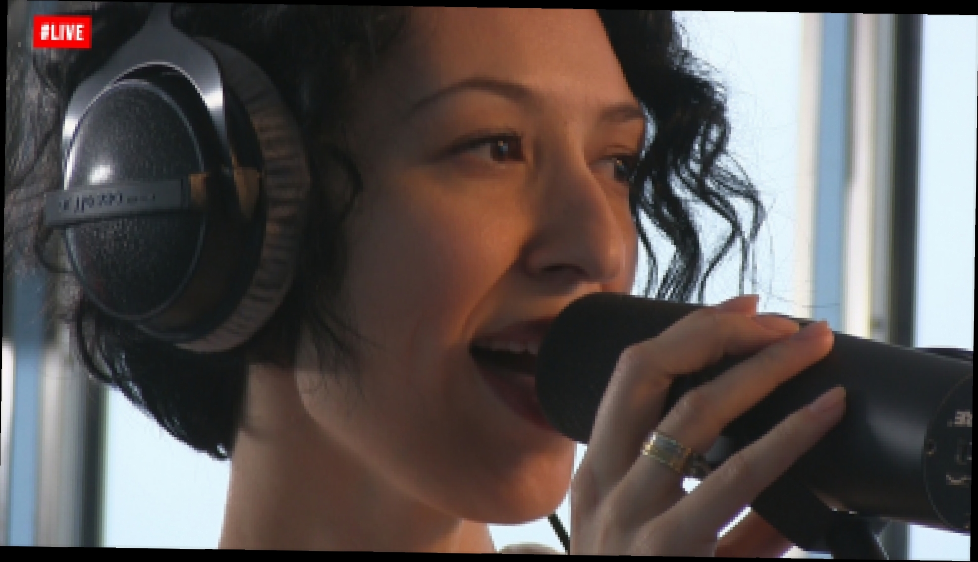 Нани Ева - Лондон, гудбай (Кар-Мэн) #LIVE Авторадио - видеоклип на песню