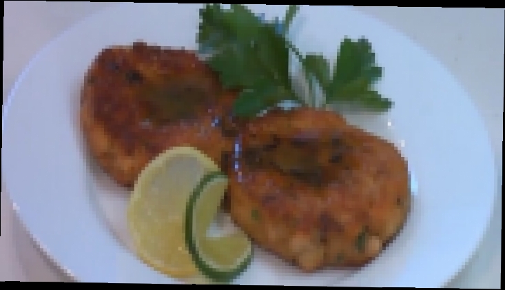 Котлеты из лосося с эстрагоновым маслом видео рецепт 