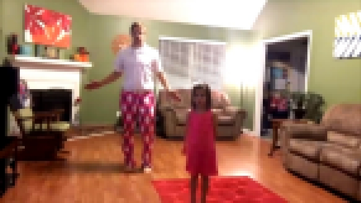 Папа танцует с дочкой - видеоклип на песню