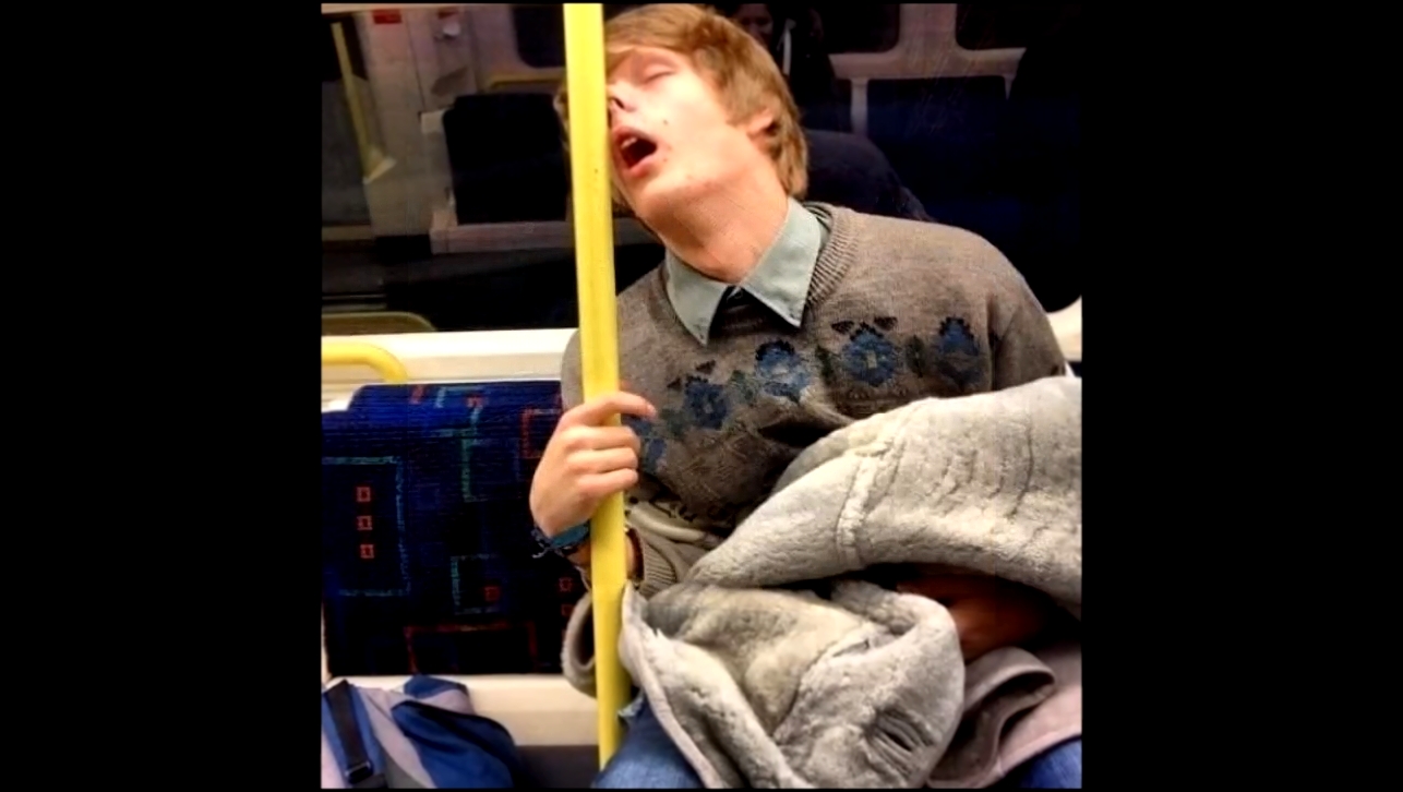 Сладкий сон в общественном транспорте - видеоклип на песню
