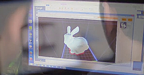 Mini impressora 3D atingiu a meta de 50 mil dólares em apenas 11 minutos - видеоклип на песню