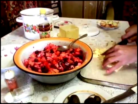 Как приготовить винегрет с маринованными огурцами и яблоками 