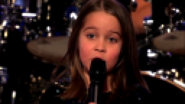 Menina de 6 anos cantando heavy metal - Zombie Skin- - America's Got Talen - видеоклип на песню